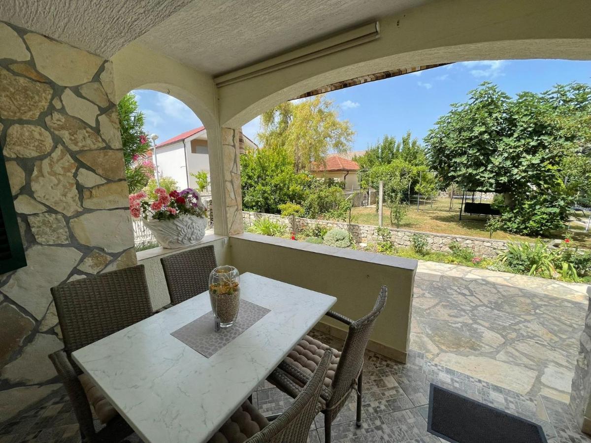 Apartman Veronika Vrsi Extérieur photo