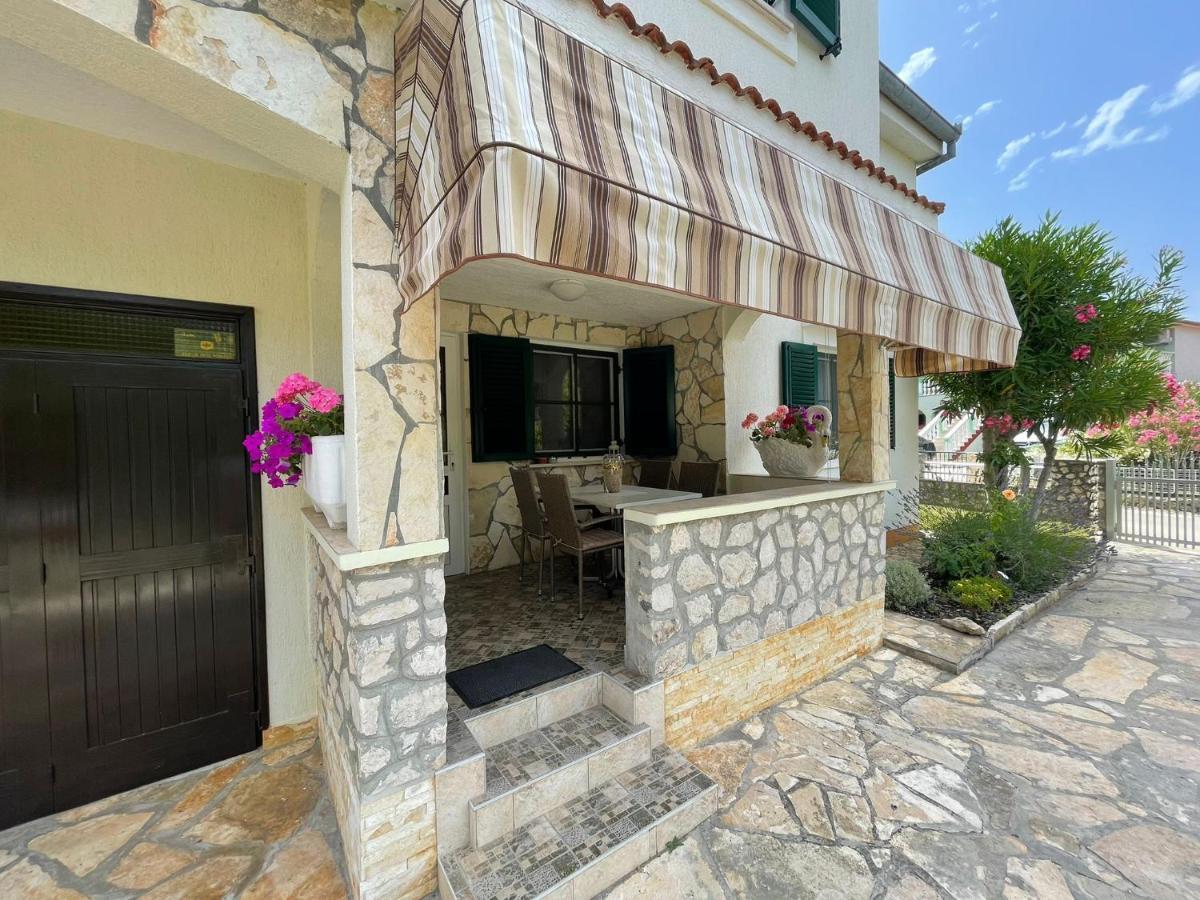 Apartman Veronika Vrsi Extérieur photo