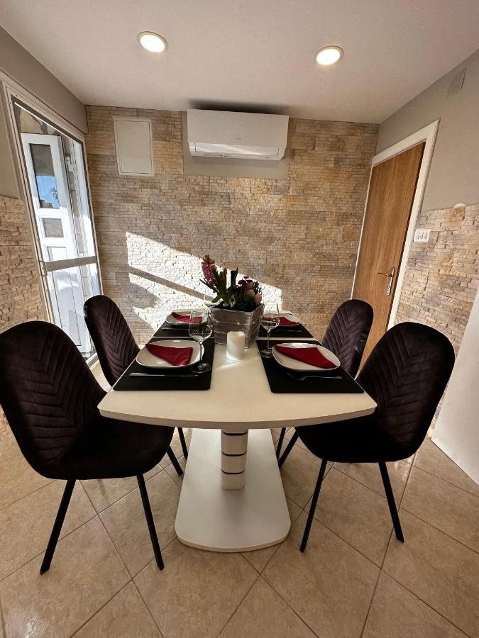 Apartman Veronika Vrsi Extérieur photo