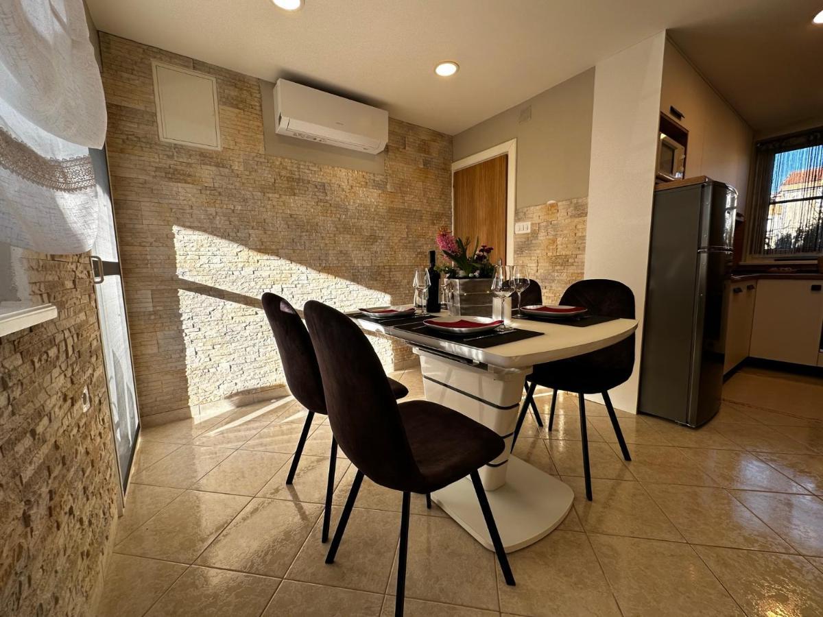 Apartman Veronika Vrsi Extérieur photo
