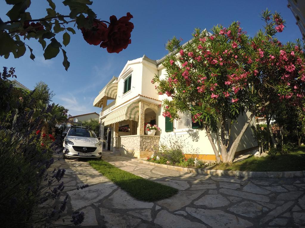 Apartman Veronika Vrsi Extérieur photo