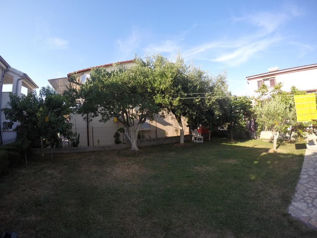 Apartman Veronika Vrsi Extérieur photo