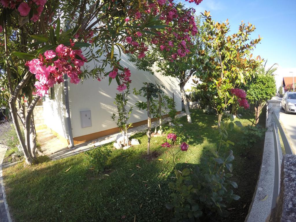 Apartman Veronika Vrsi Extérieur photo